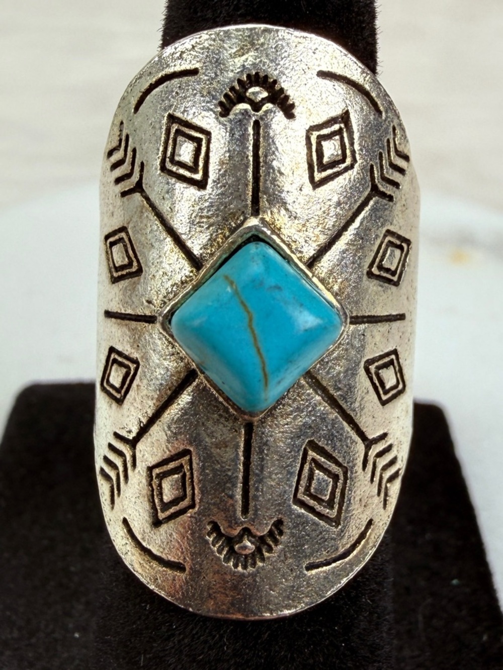 Vintage Silvertone, southwestern style large faux turquoise, sz 4 ring